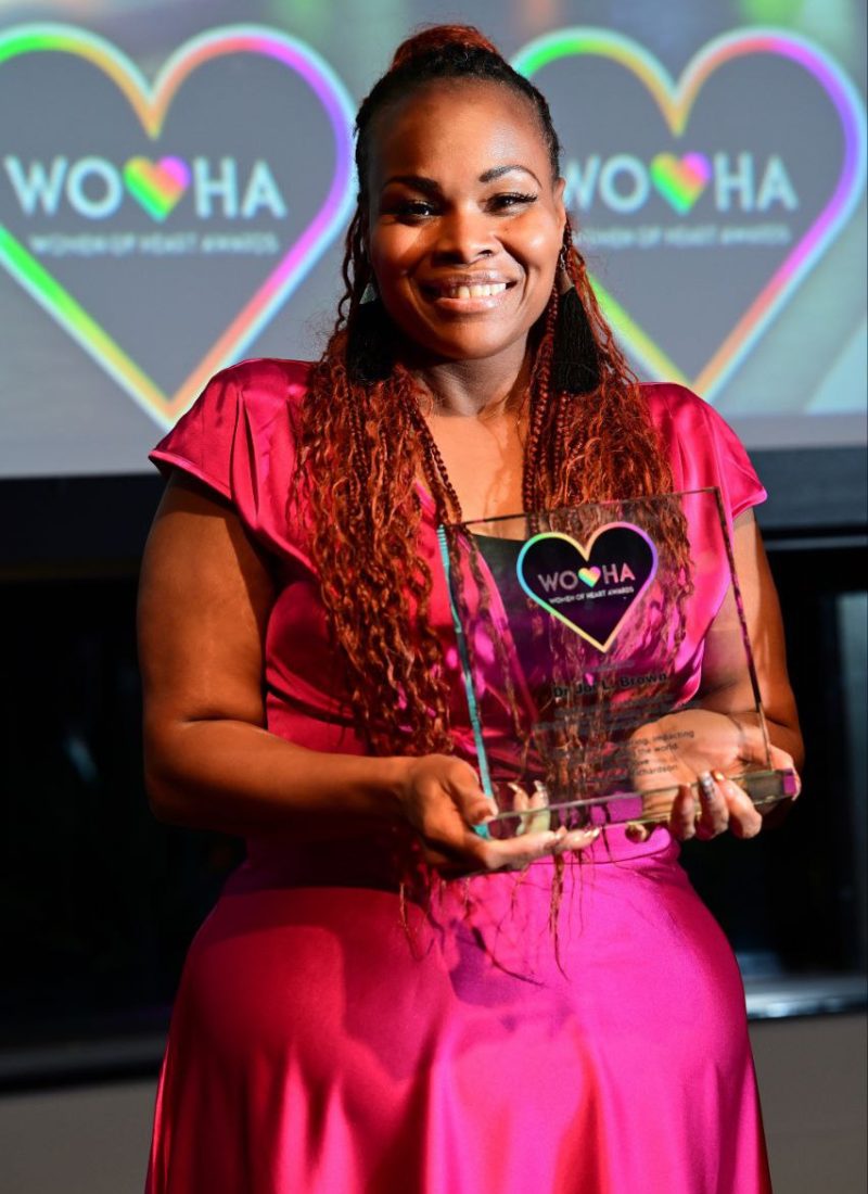 photo_5803183463749241301_y