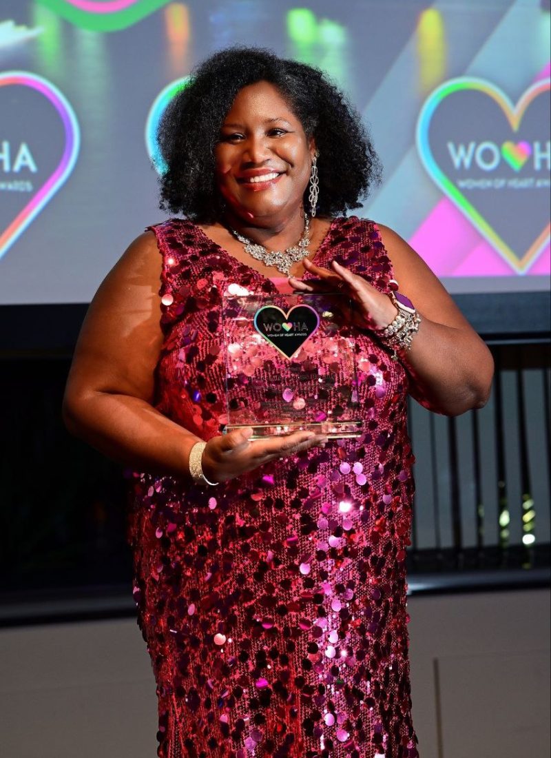 photo_5866373101372162521_y