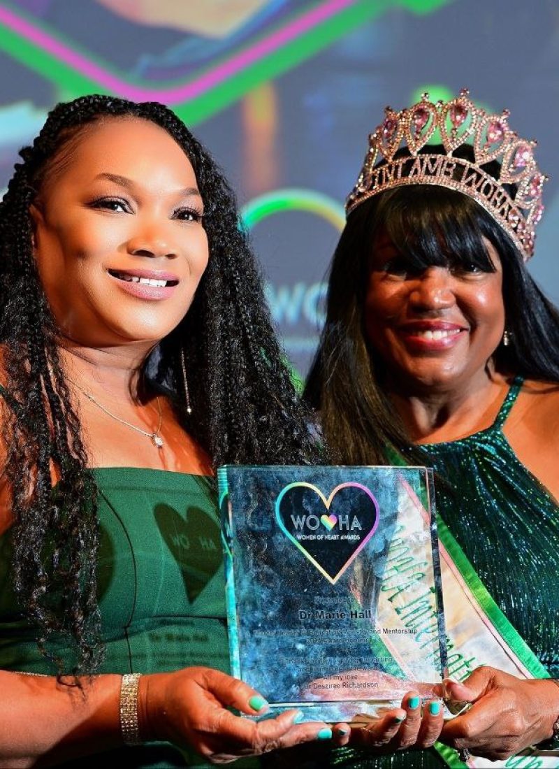 photo_5866373101372162537_y