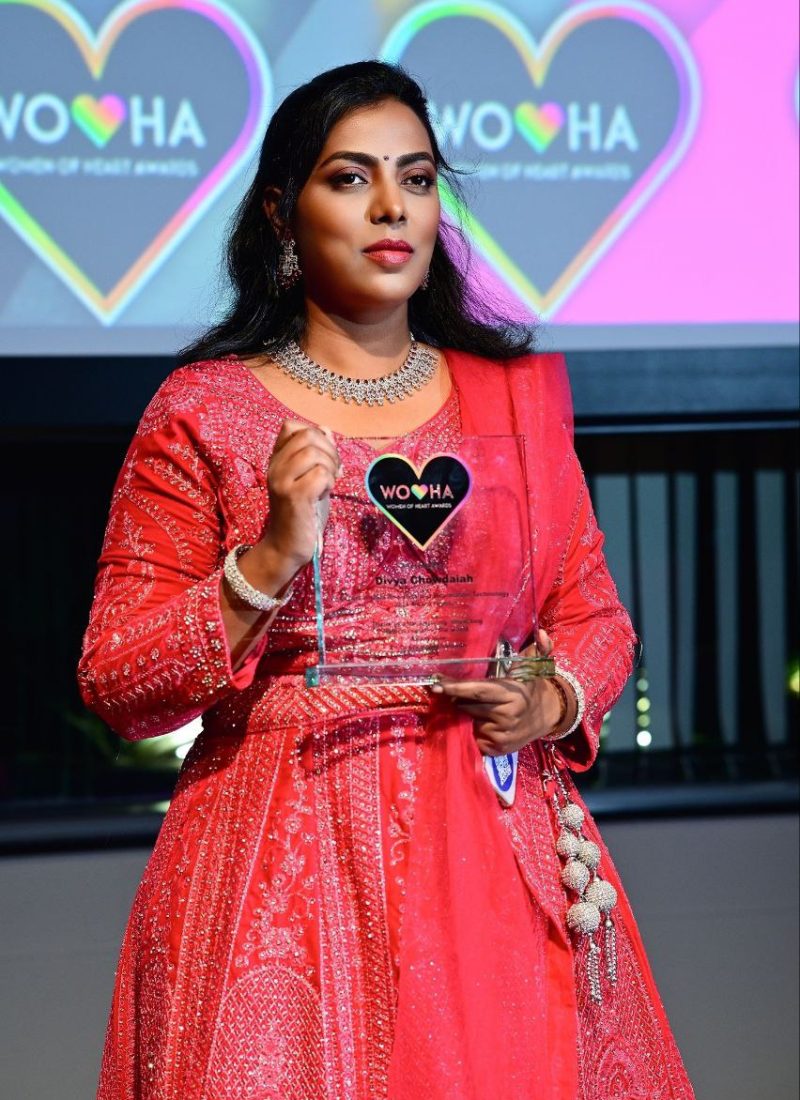 photo_5866373101372162548_y